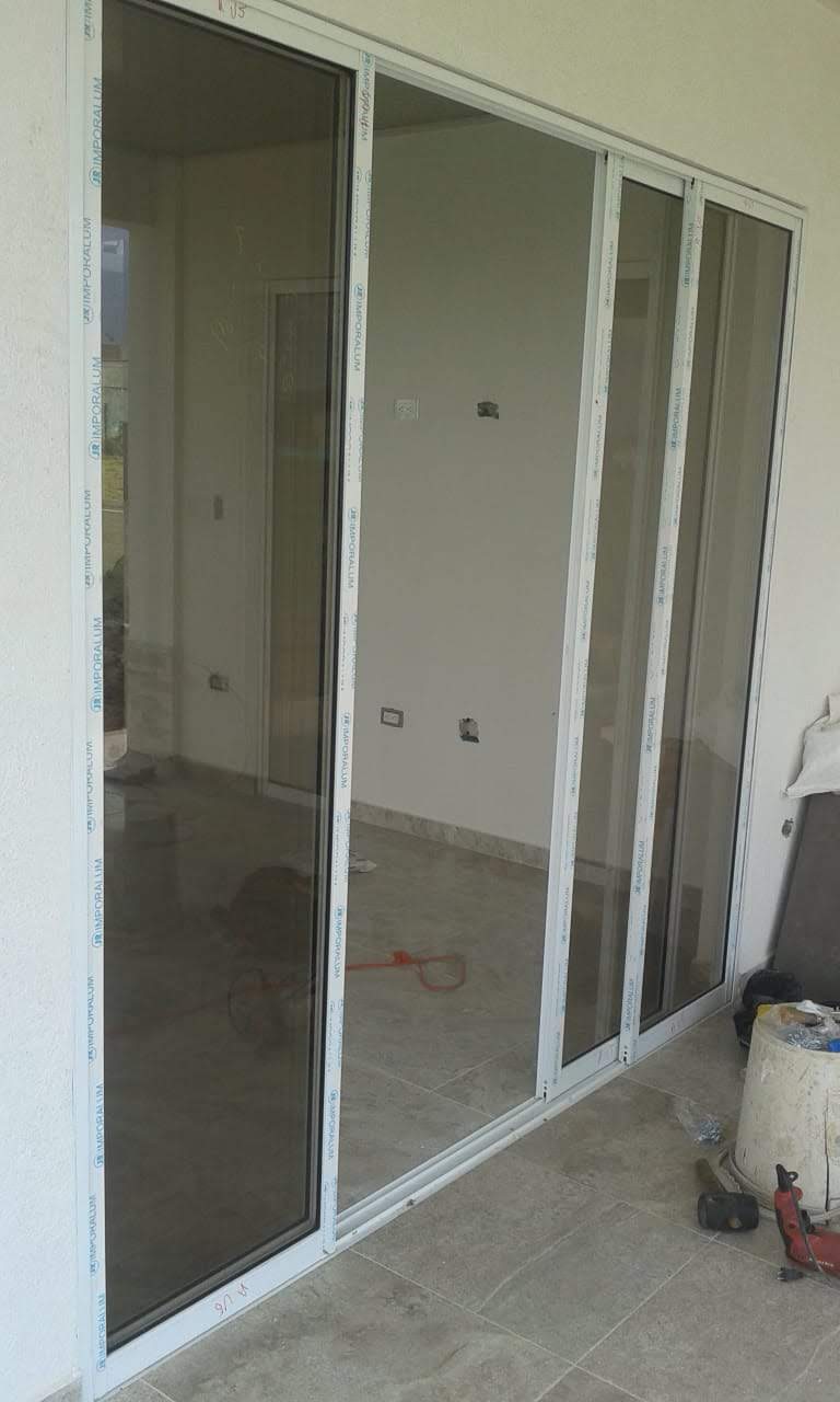 Ventana pesada en aluminio